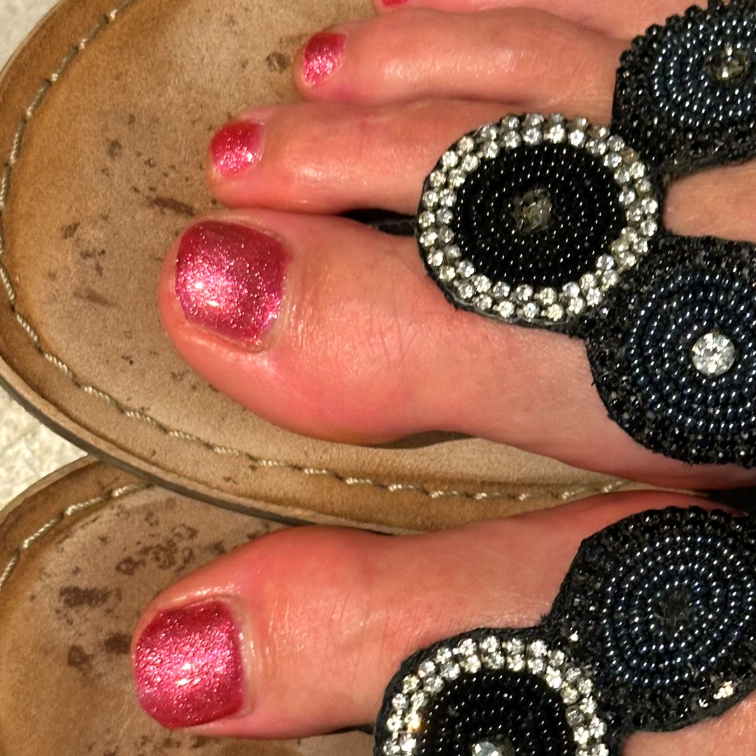 Glitter pedicure